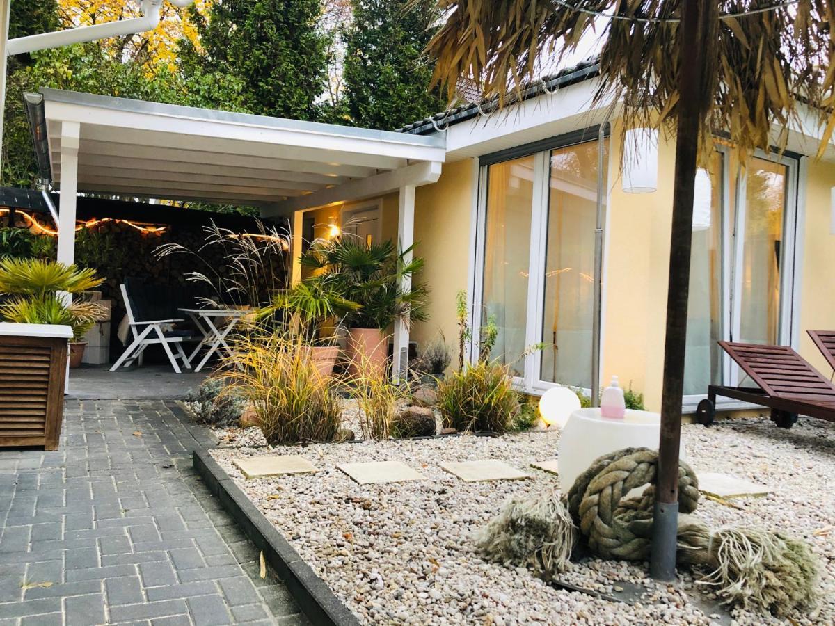 Apartment Tinyhouse Mit Pool, Outdoor Whirlpool Und Garten Petershagen-Eggersdorf Exteriör bild
