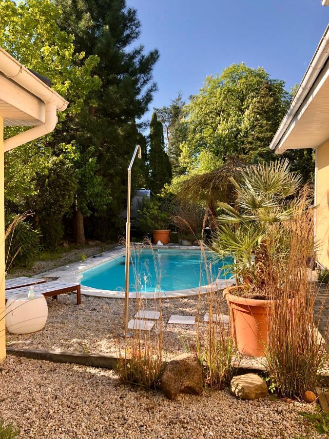 Apartment Tinyhouse Mit Pool, Outdoor Whirlpool Und Garten Petershagen-Eggersdorf Exteriör bild