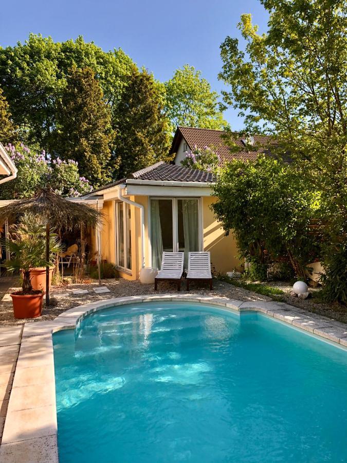 Apartment Tinyhouse Mit Pool, Outdoor Whirlpool Und Garten Petershagen-Eggersdorf Exteriör bild